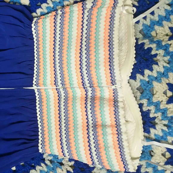 Dress - Picture 3 of 6